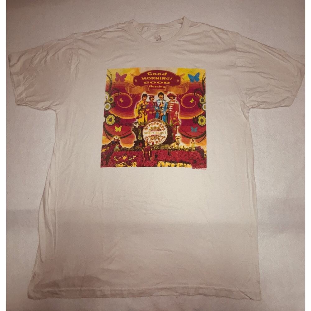 Radio Days The Beatles Sgt Pepper's Unisex Cream XL Cotton T-Shirt